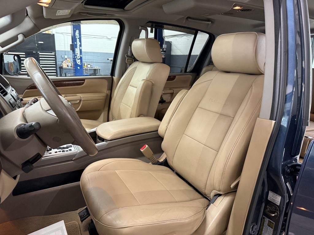 2013 Nissan Armada Platinum