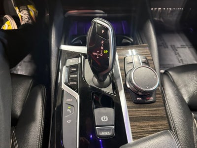 2019 BMW 5 Series 530e xDrive iPerformance