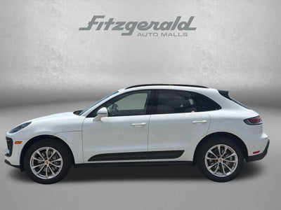 2025 Porsche Macan AWD