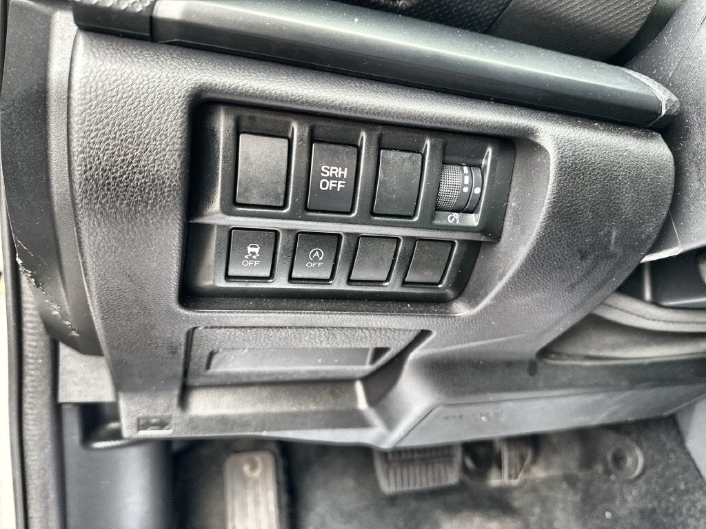 2023 Subaru Forester Base