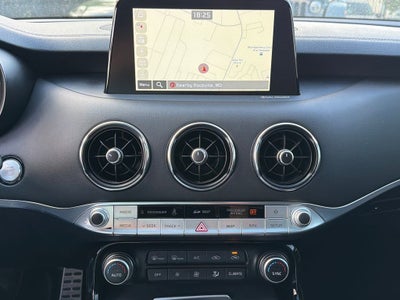 2021 Kia Stinger GT1