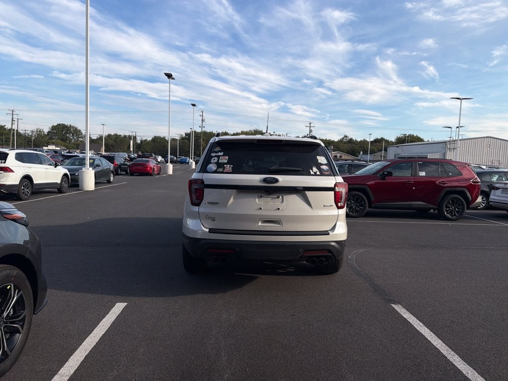 2018 Ford Explorer Sport