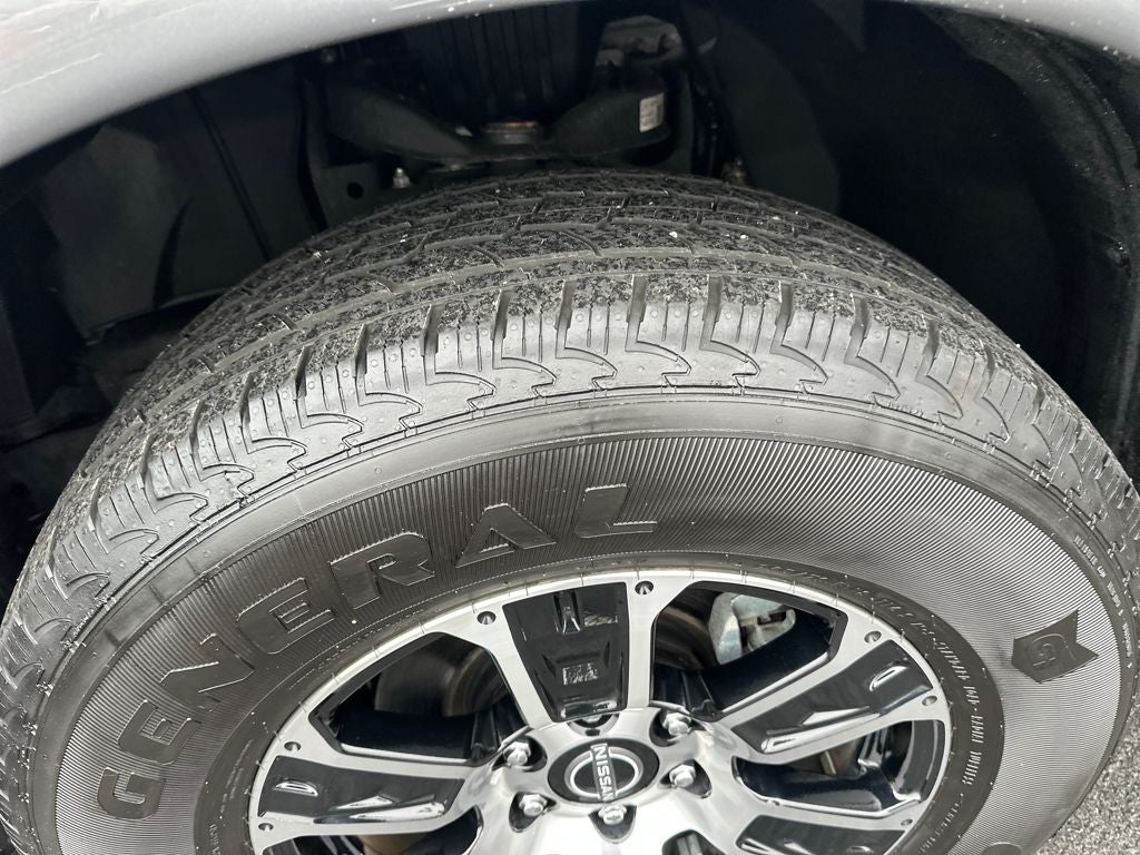 2024 Nissan Titan SV