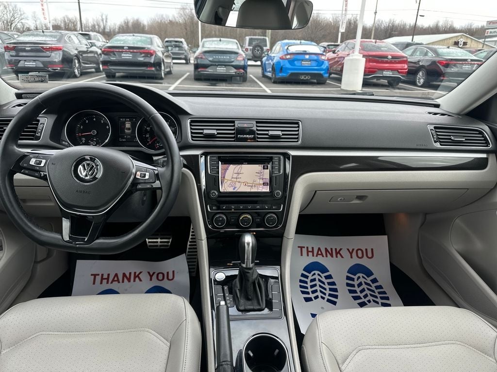2019 Volkswagen Passat 2.0T SE R-Line