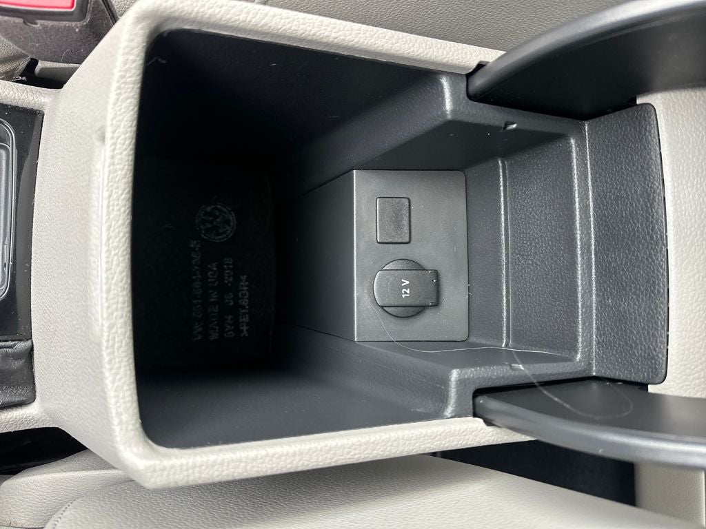 2019 Volkswagen Passat 2.0T SE R-Line