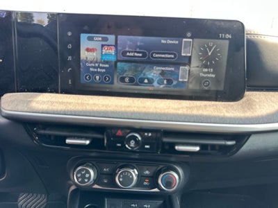 2025 Nissan Kicks MPV SV