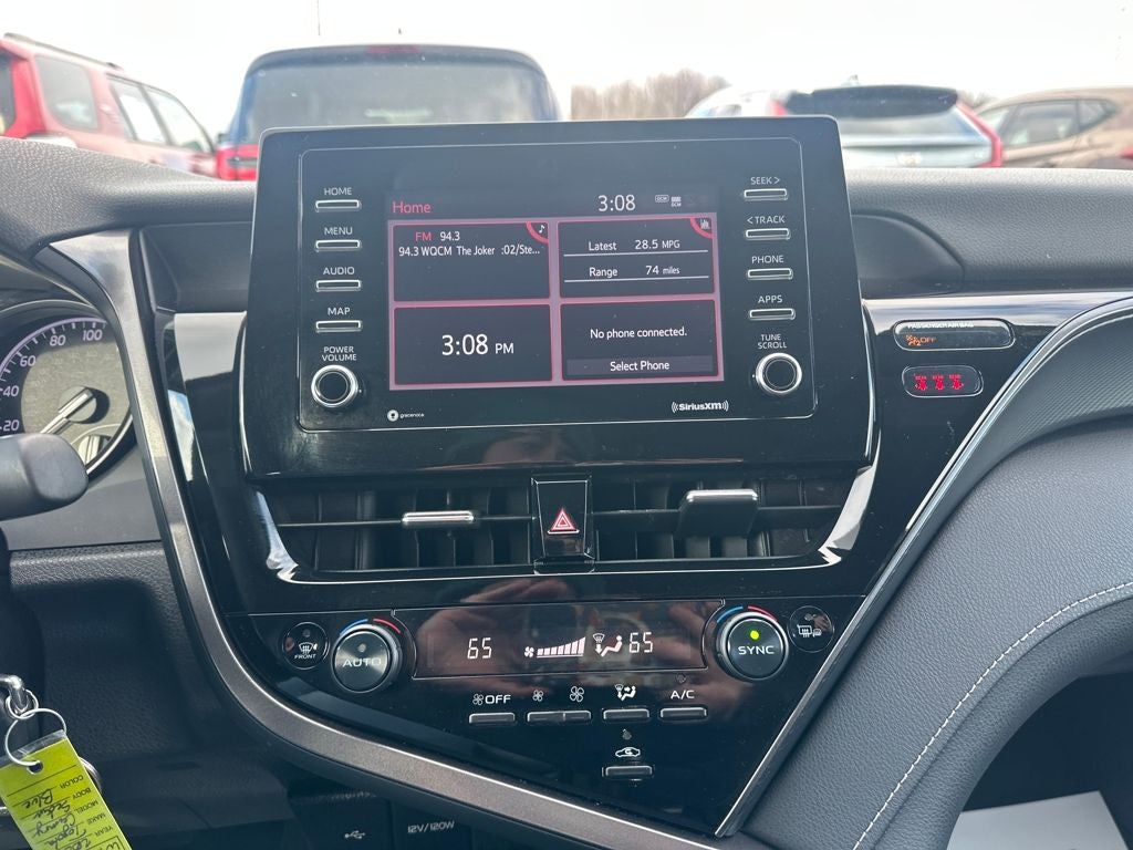 2024 Toyota CAMRY SE