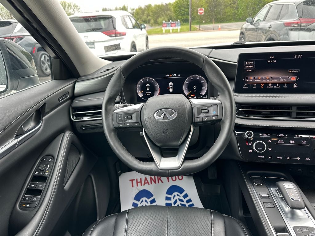 2023 INFINITI QX60 LUXE