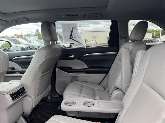 2019 Toyota Highlander Limited Platinum