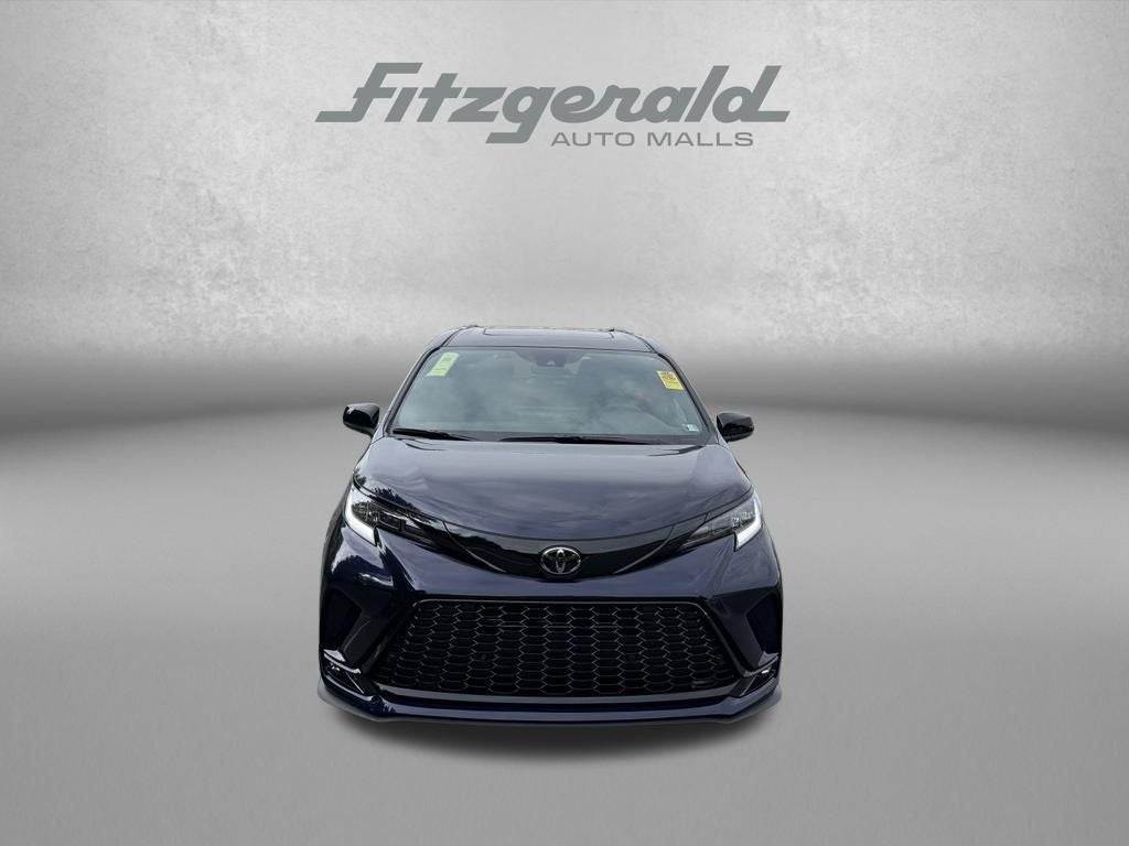 2026 Toyota Sienna XSE 7 Passenger