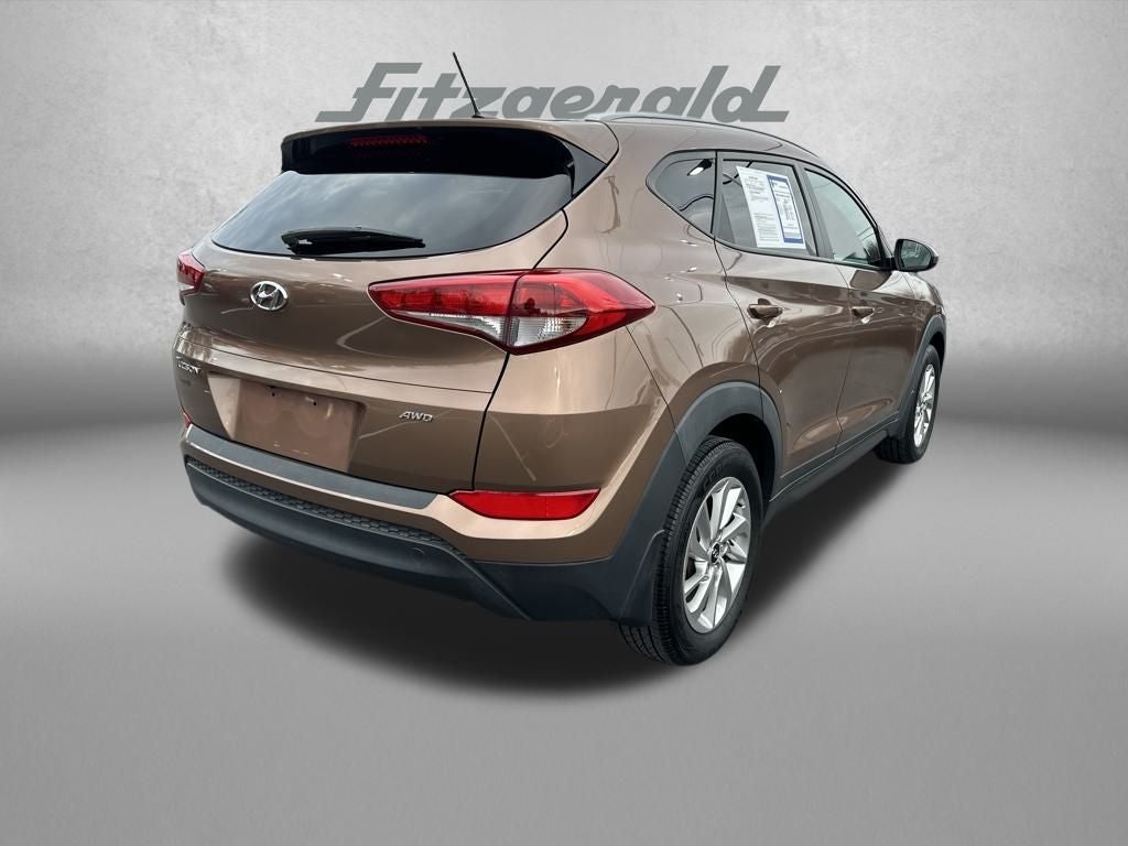 2016 Hyundai Tucson SE