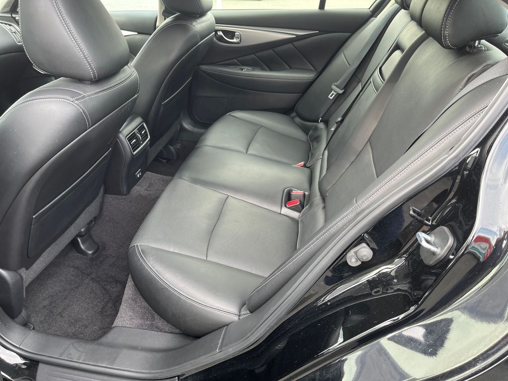 2022 INFINITI Q50 LUXE