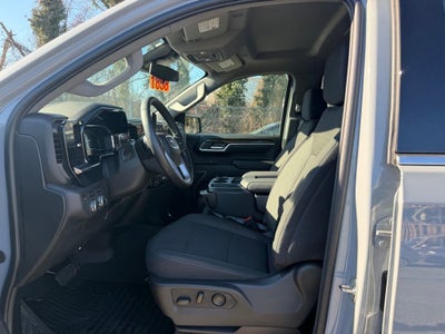 2025 GMC Sierra 1500 SLE