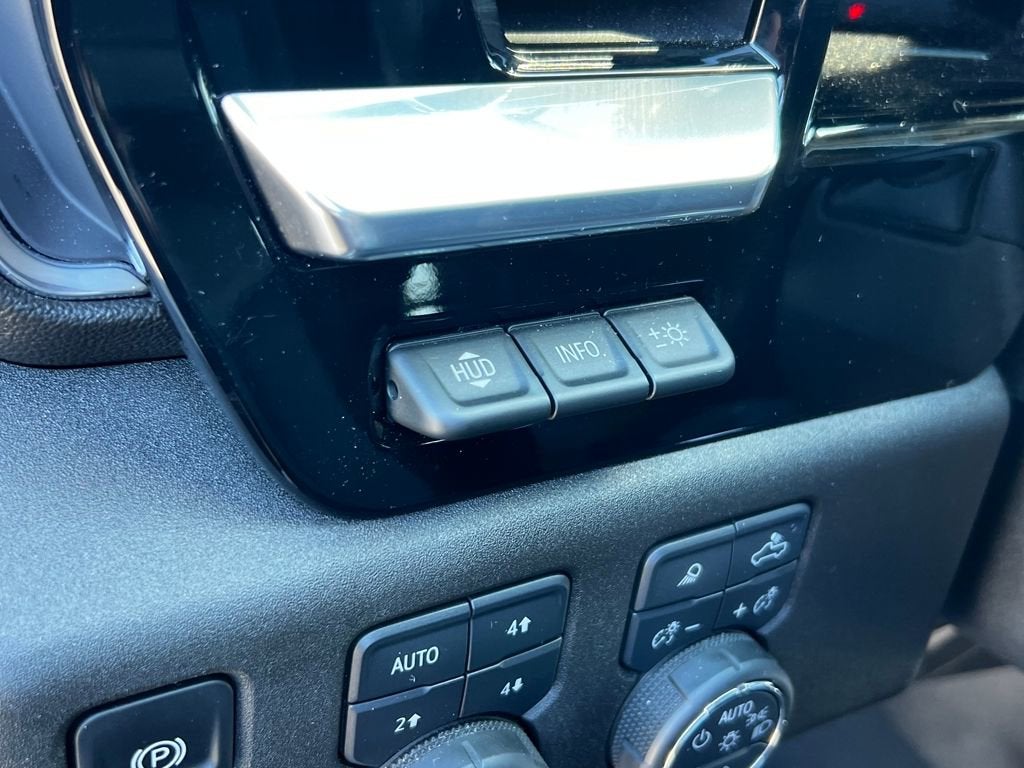 2025 Chevrolet Silverado 3500 HD LTZ