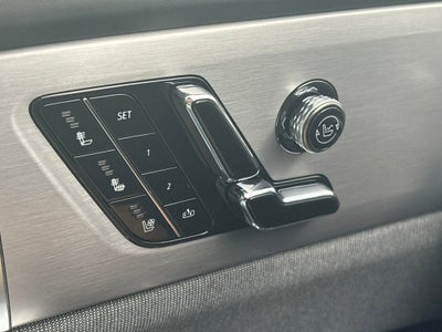 2026 Cadillac VISTIQ Premium Luxury