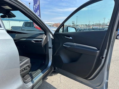 2023 Cadillac XT4 Premium Luxury