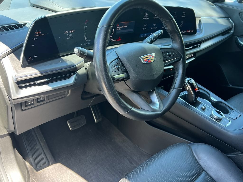 2024 Cadillac XT4 Sport