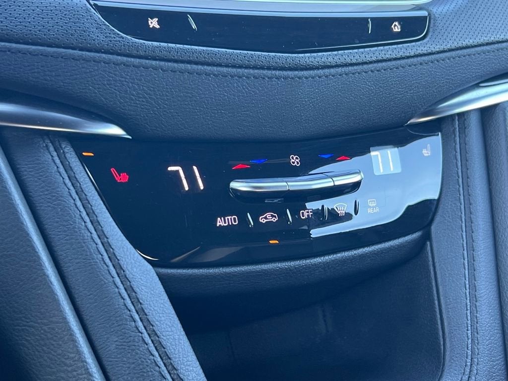 2025 Cadillac XT5 Premium Luxury