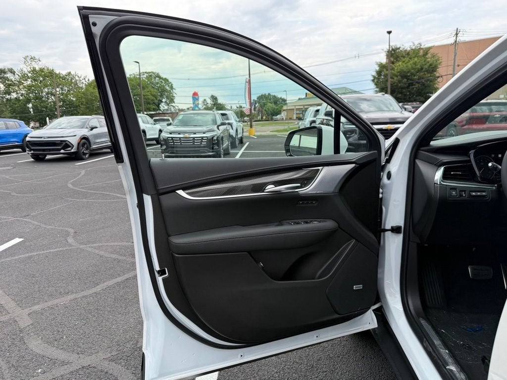 2026 Cadillac XT5 Sport