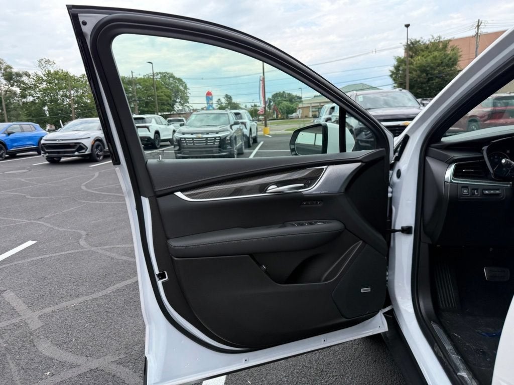 2026 Cadillac XT5 Sport