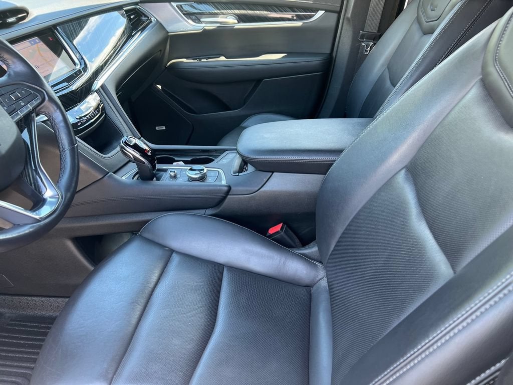 2025 Cadillac XT6 Premium Luxury