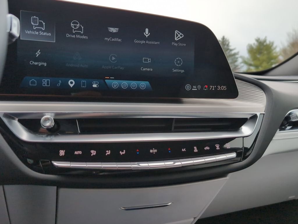 2026 Cadillac LYRIQ Premium Luxury