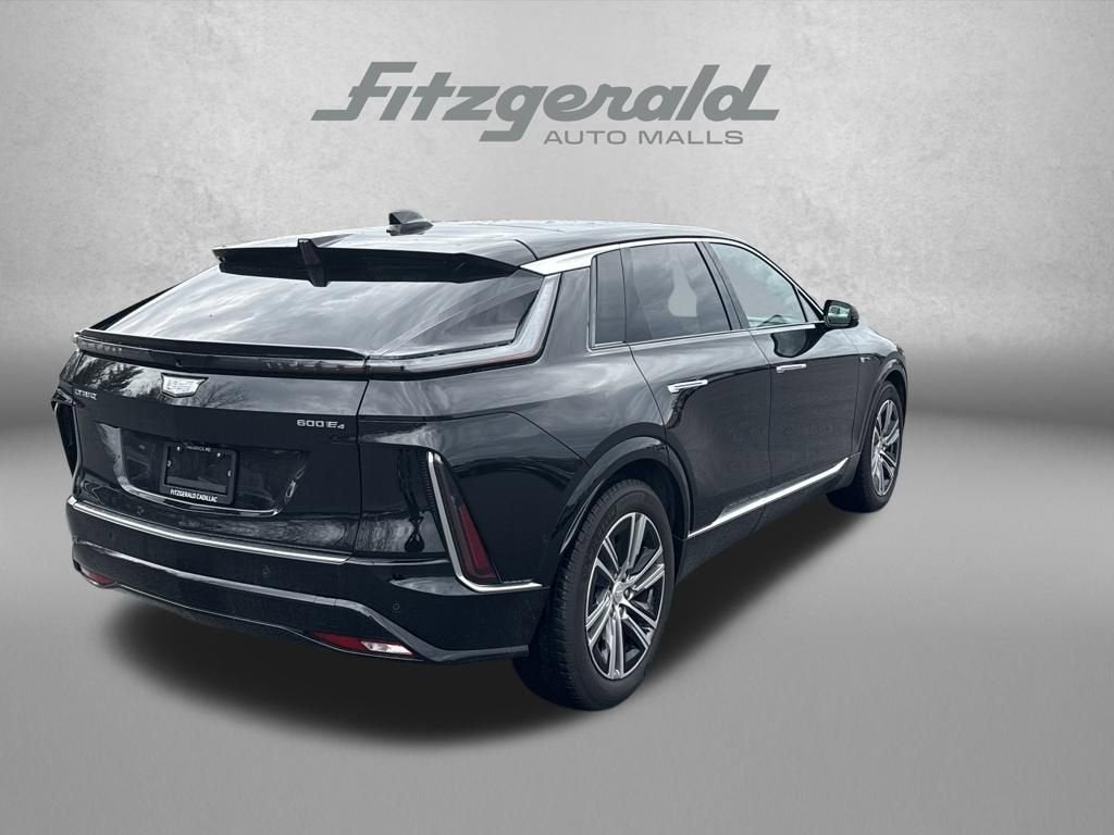 2026 Cadillac LYRIQ Premium Luxury