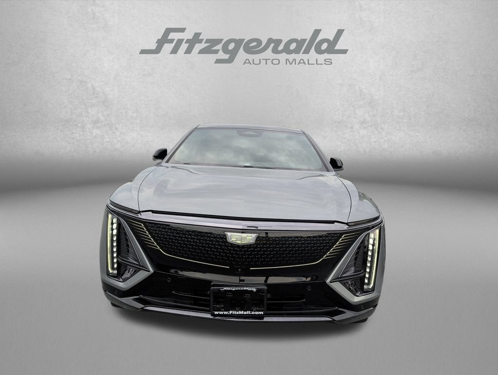 2024 Cadillac LYRIQ Sport 2