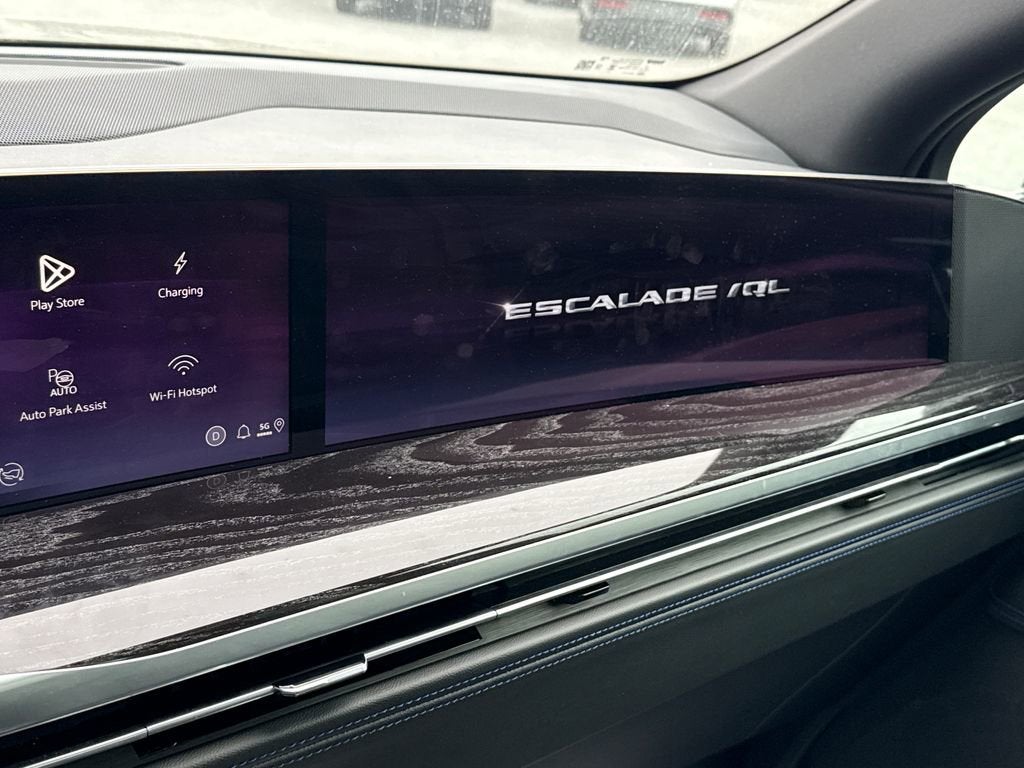 2026 Cadillac ESCALADE IQL Sport