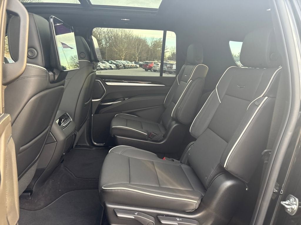 2026 Cadillac Escalade ESV Luxury