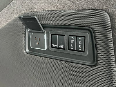 2026 Cadillac Escalade ESV Luxury