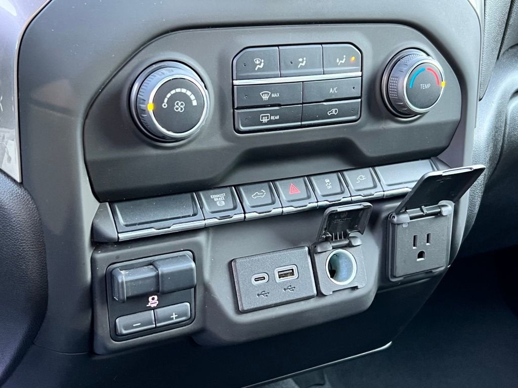 2023 Chevrolet Silverado 2500 HD Custom