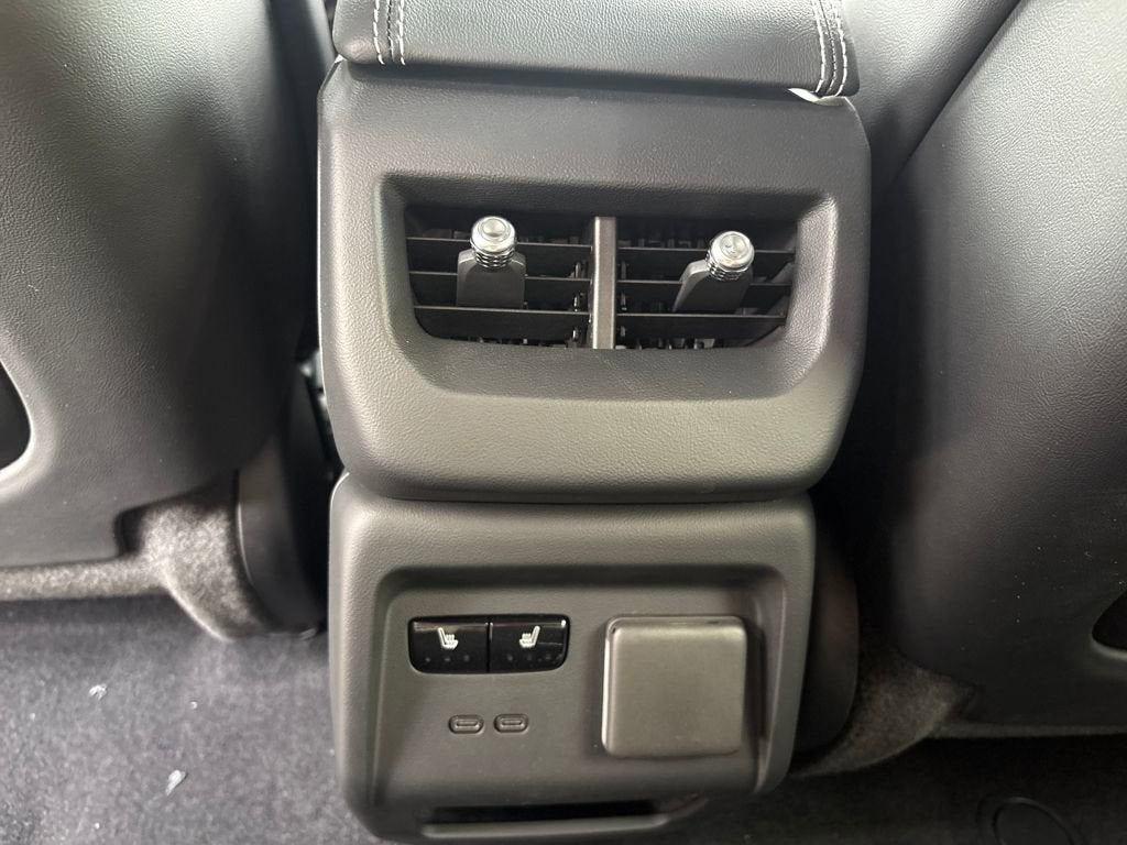 2026 Cadillac OPTIQ Premium Luxury