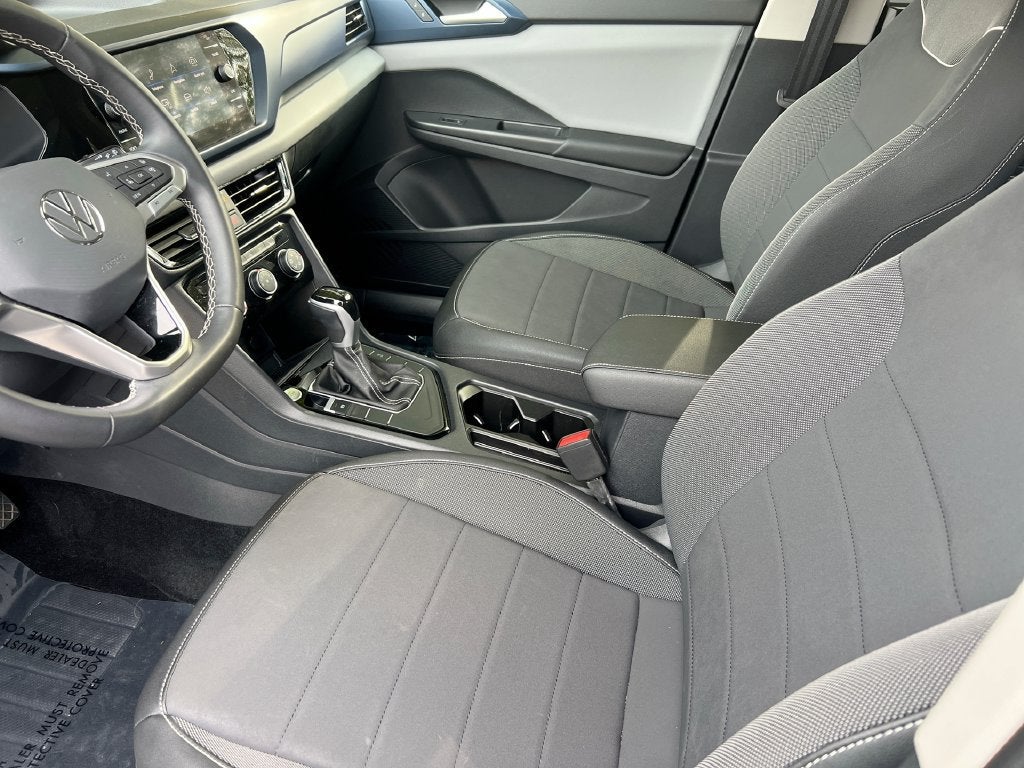 2023 Volkswagen Taos SE