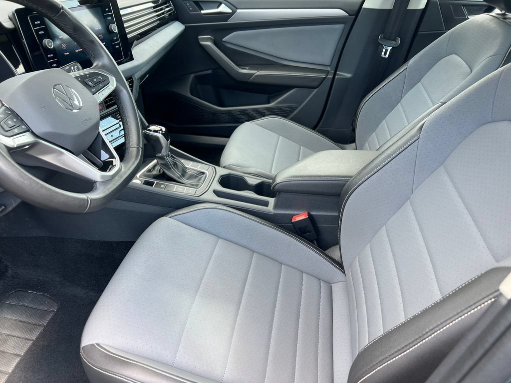 2025 Volkswagen Jetta SE