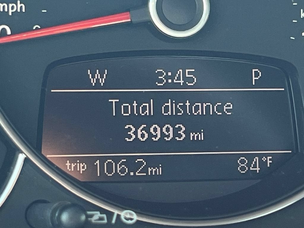 2016 Volkswagen Beetle 1.8T SE