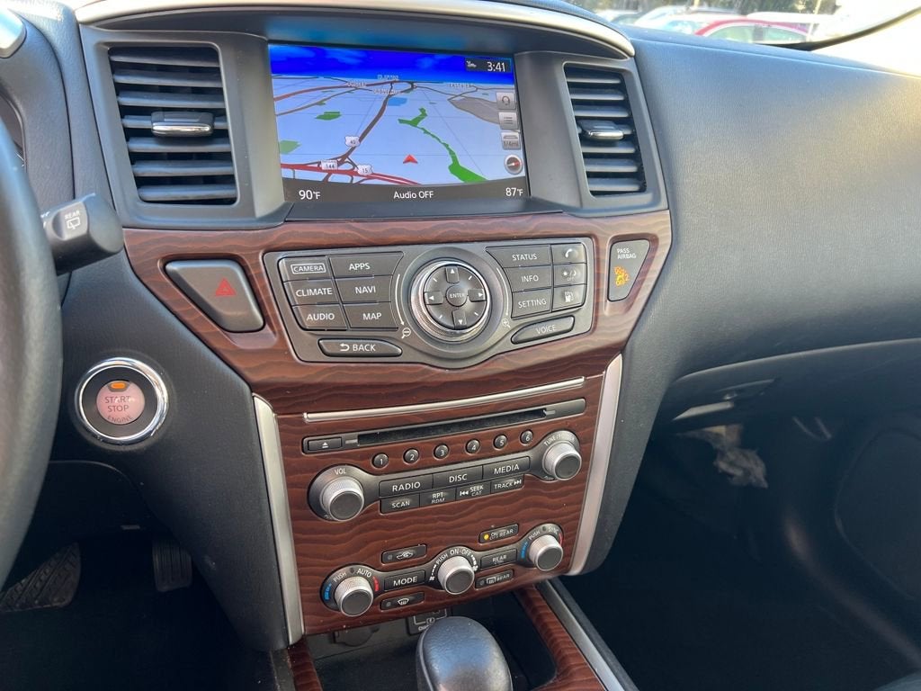 2020 Nissan Pathfinder Platinum