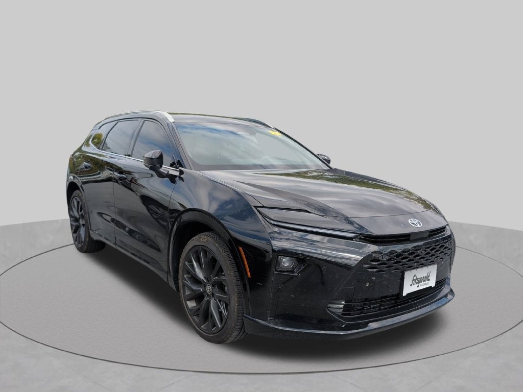 2025 Toyota Crown Signia XLE