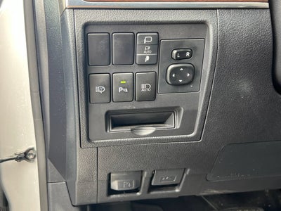 2021 Toyota Land Cruiser Base