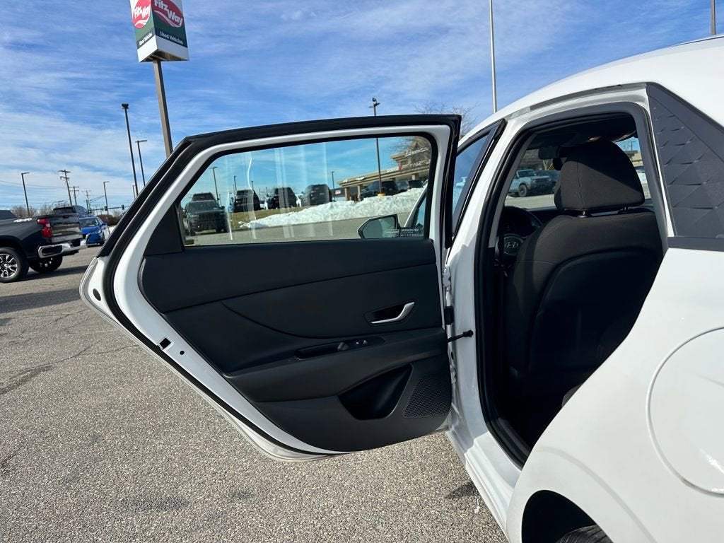 2024 Hyundai Elantra SEL