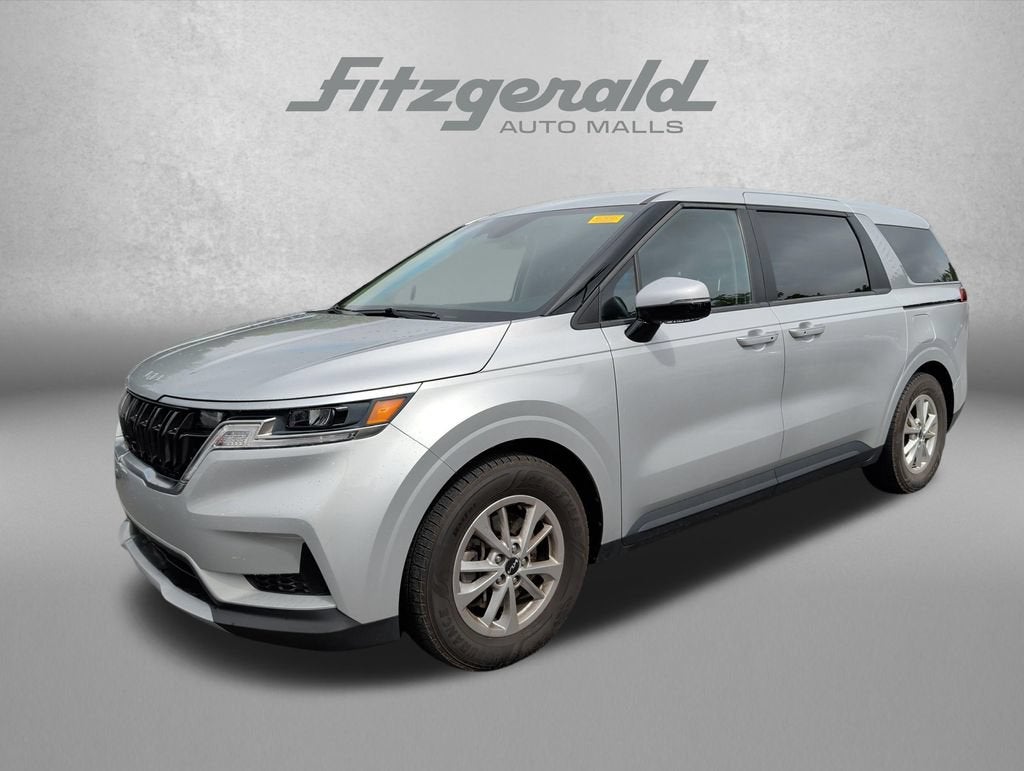 2023 Kia Carnival LX