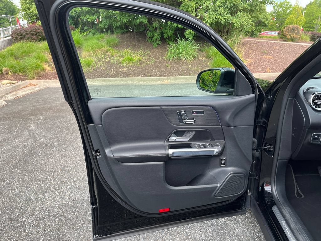 2023 Mercedes-Benz GLB GLB 250