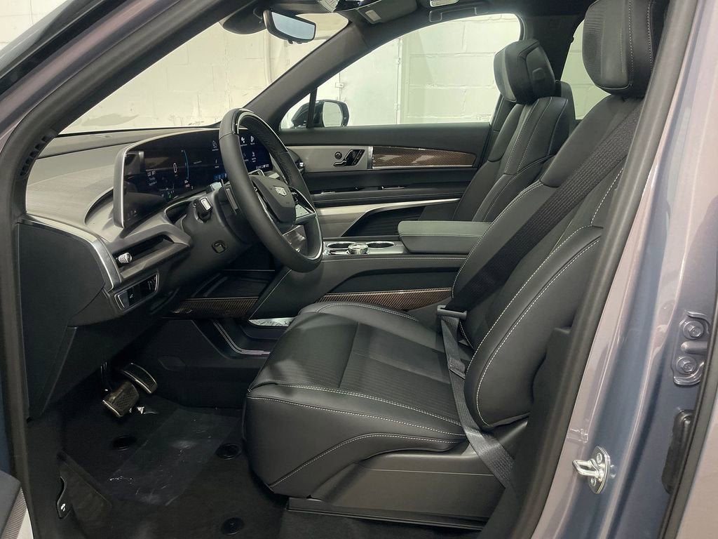 2026 Cadillac VISTIQ Luxury