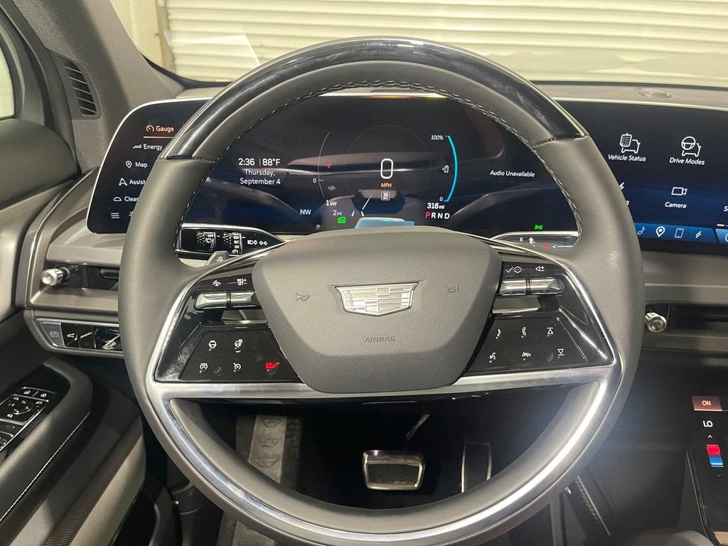 2026 Cadillac VISTIQ Luxury