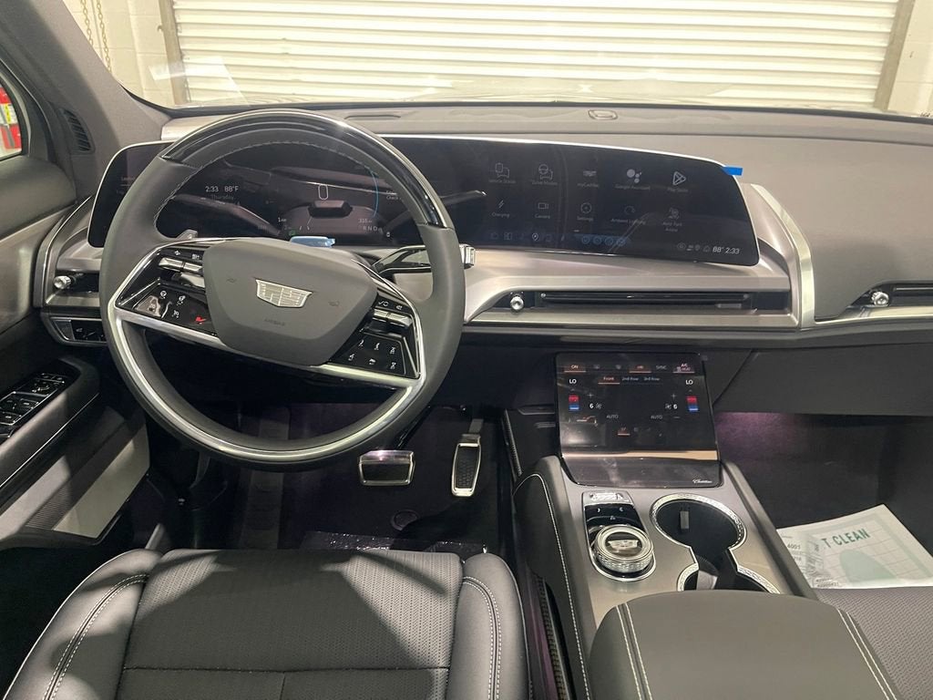 2026 Cadillac VISTIQ Luxury