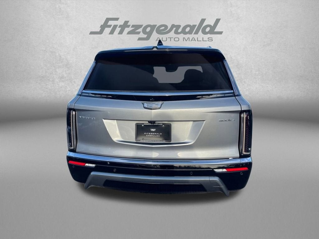 2026 Cadillac VISTIQ Luxury