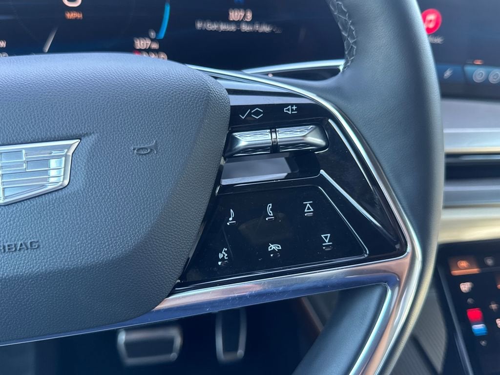 2026 Cadillac VISTIQ Luxury