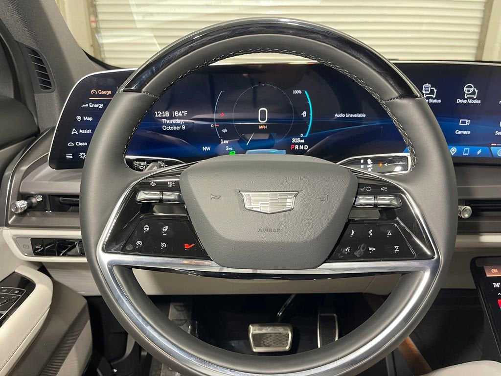 2026 Cadillac VISTIQ Luxury