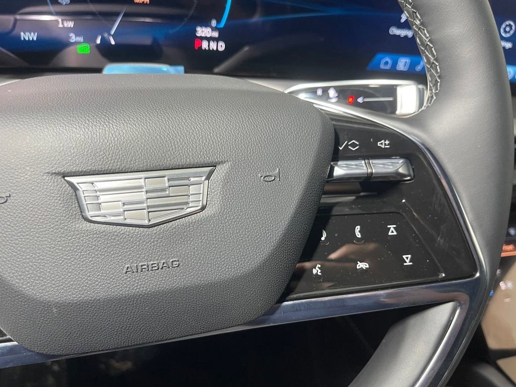 2026 Cadillac VISTIQ Luxury