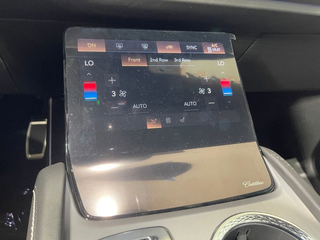 2026 Cadillac VISTIQ Sport